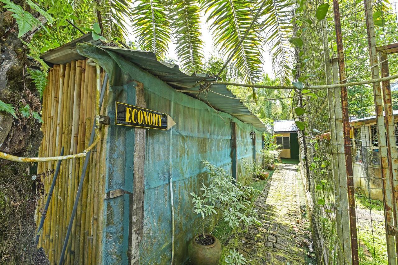 Oyo 90636 Teratak Zakiah Chalet Hotel Jerantut Kültér fotó